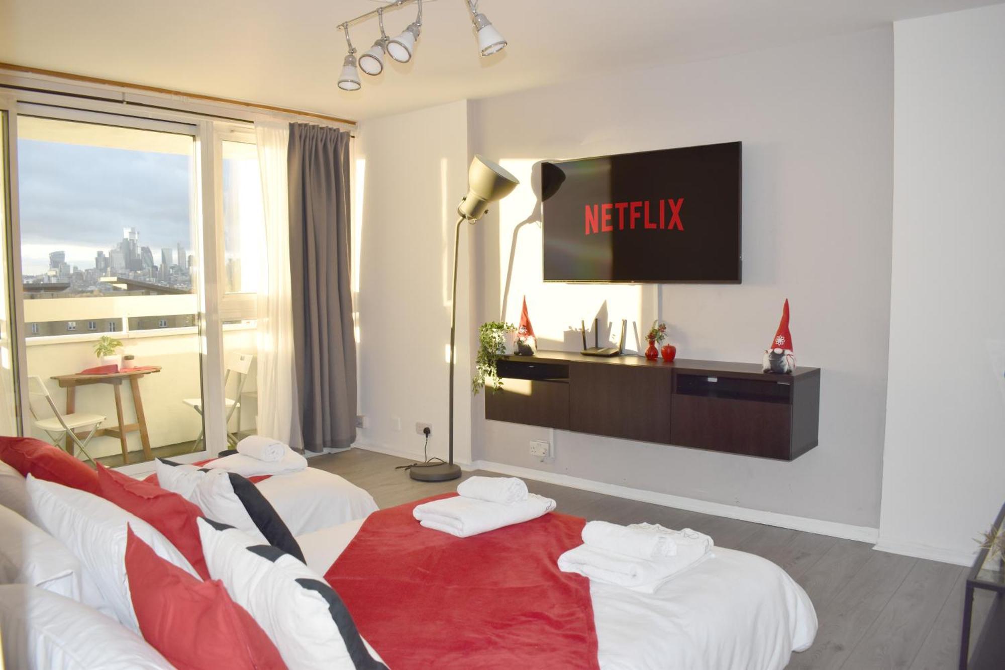 Skyline Apartment, London, Canary Wharf, River Side View And Street Parking Permit Appartamento Londra
