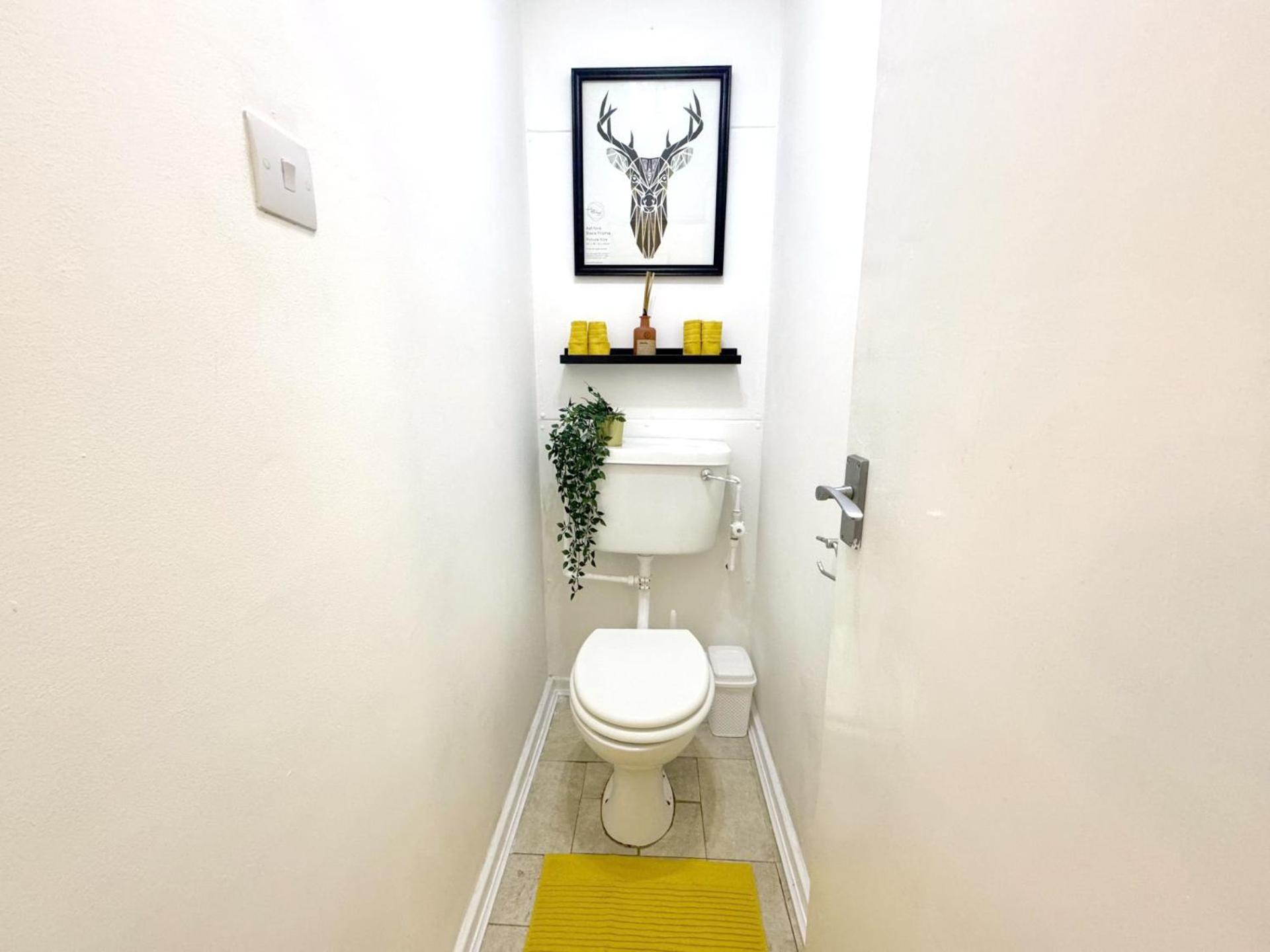 Skyline Apartment, London, Canary Wharf, River Side View And Street Parking Permit *