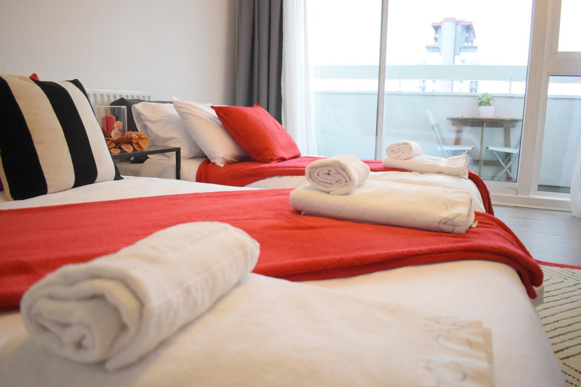 Appartamento Skyline Apartment, London, Canary Wharf, River Side View And Street Parking Permit Londra