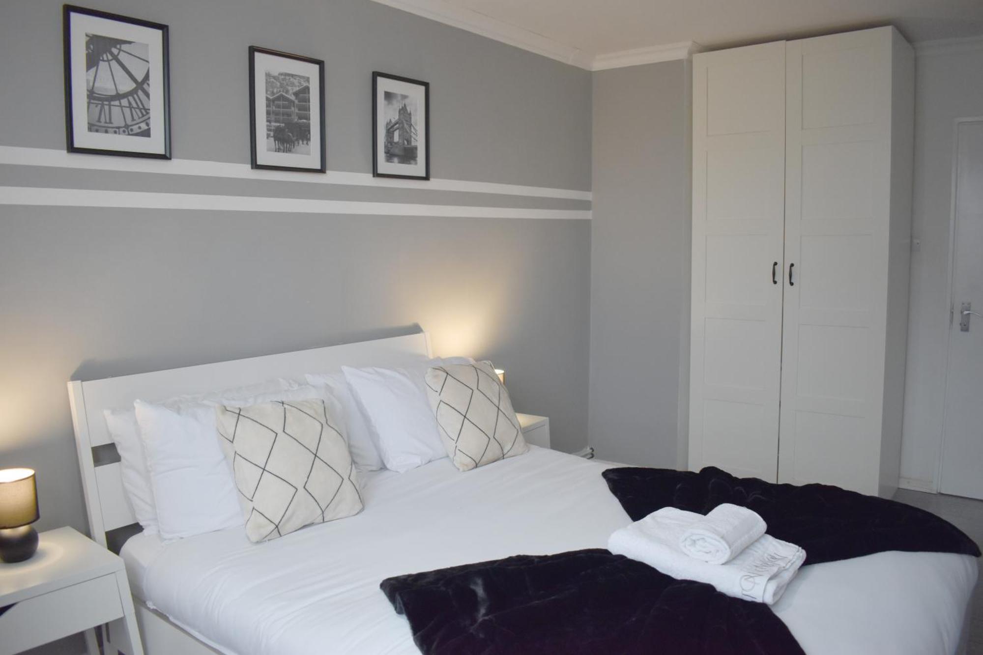Appartamento Skyline Apartment, London, Canary Wharf, River Side View And Street Parking Permit Londra